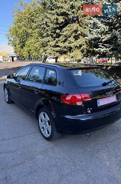Хэтчбек Audi A3 2007 в 