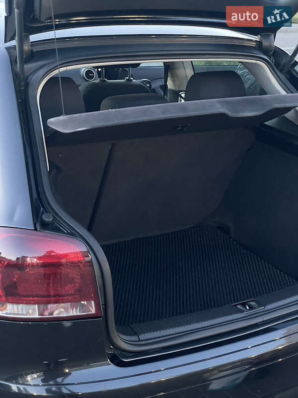 Хэтчбек Audi A3 2003 в Киеве