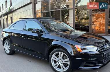 Седан Audi A3 2014 в Ровно