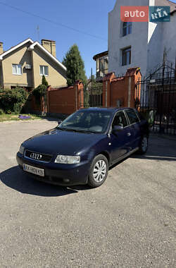 Хетчбек Audi A3 2001 в Харкові