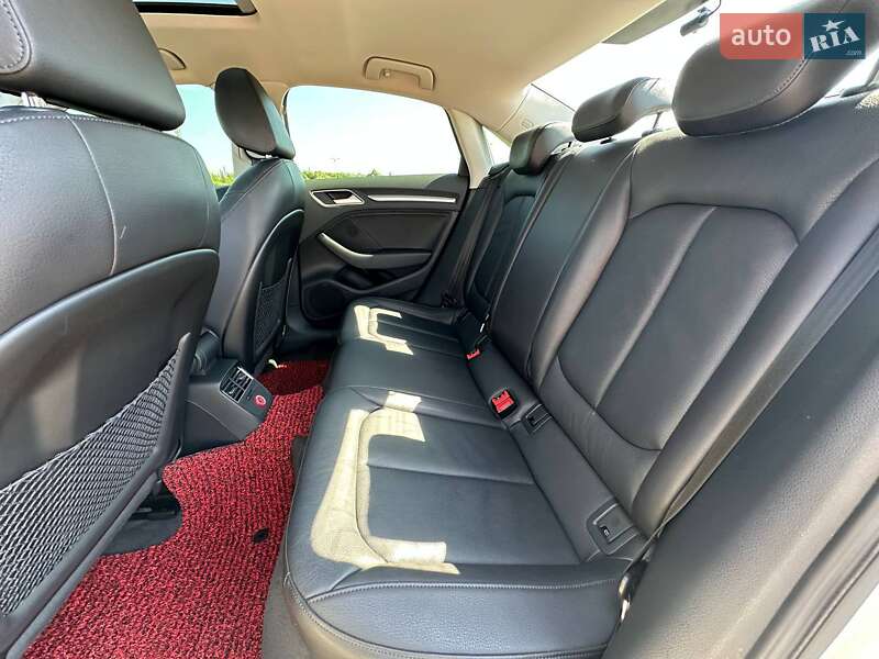 Седан Audi A3 2014 в Львове