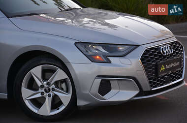 Седан Audi A3 2022 в 