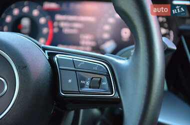 Седан Audi A3 2022 в 