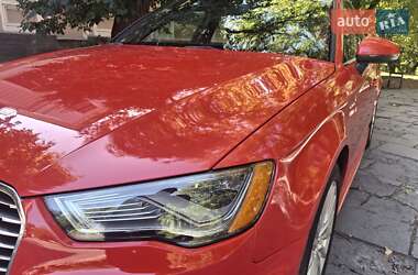 Хэтчбек Audi A3 2015 в 
