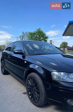 Хэтчбек Audi A3 2006 в 