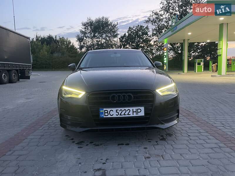 Хетчбек Audi A3 2014 в Золочеві