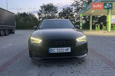 Хэтчбек Audi A3 2014 в 