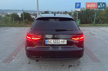 Хэтчбек Audi A3 2014 в 