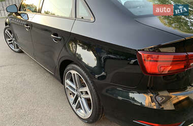 Седан Audi A3 2017 в 