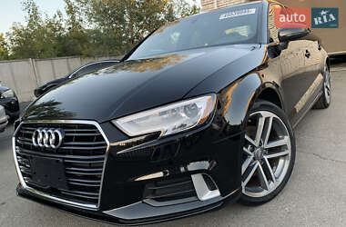 Седан Audi A3 2017 в 