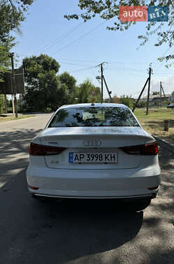 Седан Audi A3 2017 в 