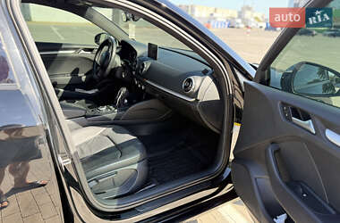 Седан Audi A3 2014 в 