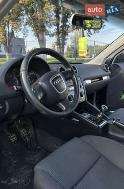 Хетчбек Audi A3 2005 в 