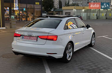 Седан Audi A3 2018 в 