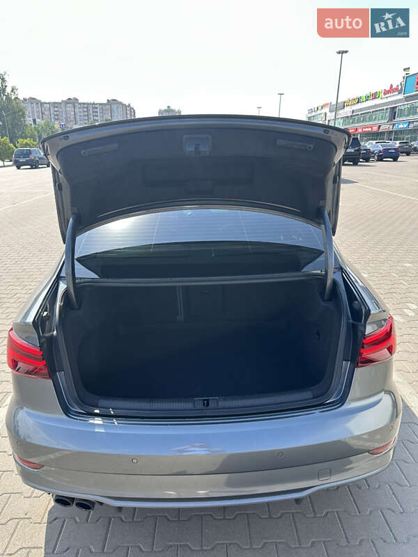 Седан Audi A3 2017 в Софіївській Борщагівці