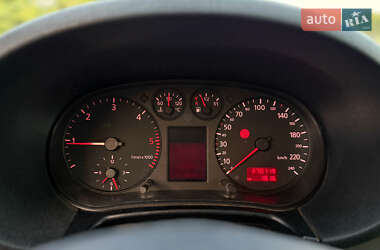 Хэтчбек Audi A3 1998 в 