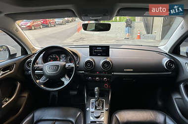 Седан Audi A3 2016 в 