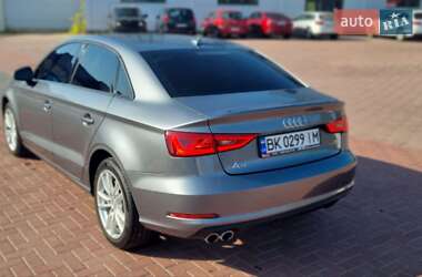 Седан Audi A3 2014 в Рівному