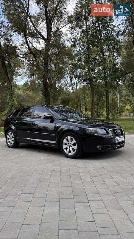 Хетчбек Audi A3 2007 в 