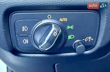 Хэтчбек Audi A3 2015 в 