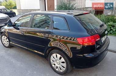 Хэтчбек Audi A3 2007 в 