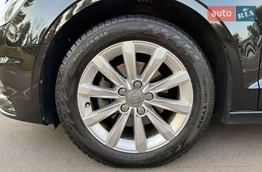 Седан Audi A3 2015 в 