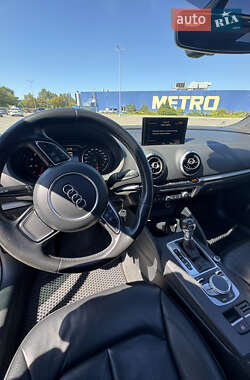 Седан Audi A3 2016 в 