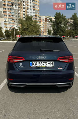 Хетчбек Audi A3 2017 в 