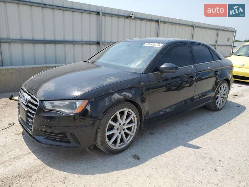 Седан Audi A3 2015 в 