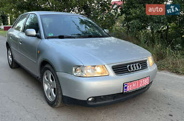 Хэтчбек Audi A3 2001 в Луцке