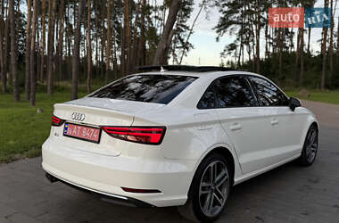 Седан Audi A3 2018 в 