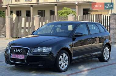 Хэтчбек Audi A3 2007 в 