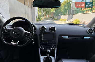 Хэтчбек Audi A3 2008 в 