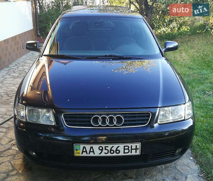 Хэтчбек Audi A3 1998 в Киеве