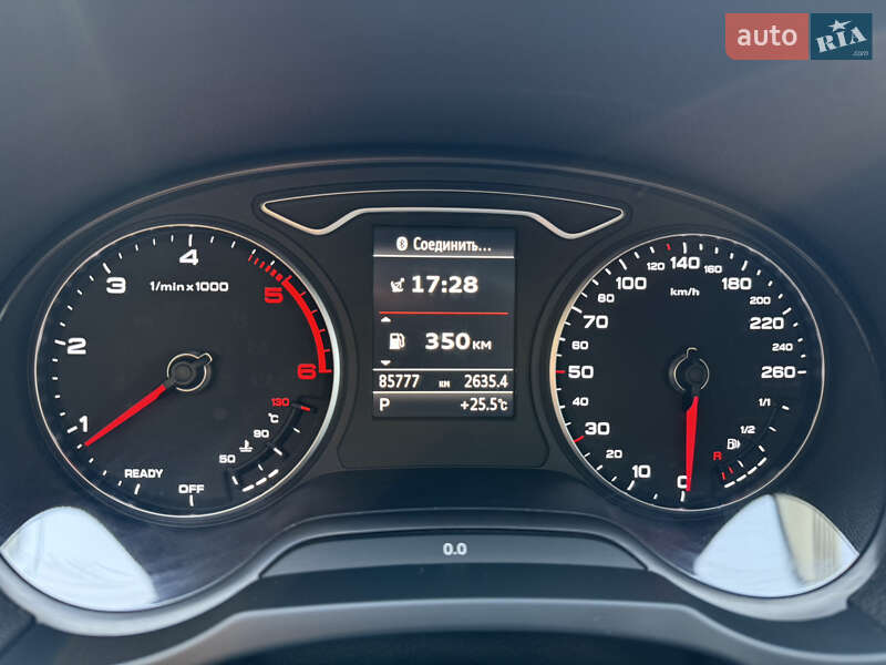 Седан Audi A3 2015 в Киеве