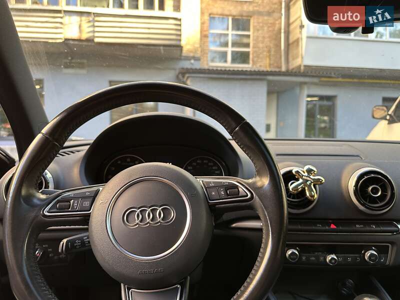 Седан Audi A3 2016 в Киеве фото 16 Седан Audi A3 2016 в Киеве