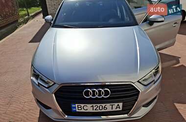 Седан Audi A3 2018 в Львові