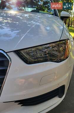 Седан Audi A3 2016 в 