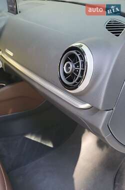 Седан Audi A3 2016 в 