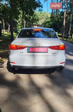 Седан Audi A3 2016 в 