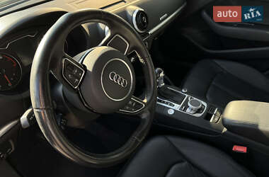 Седан Audi A3 2015 в 