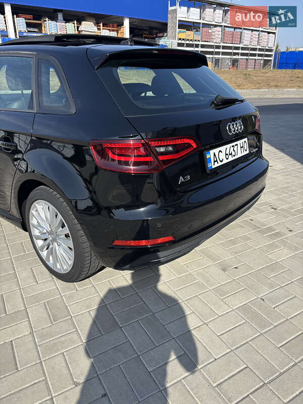Хэтчбек Audi A3 2016 в Луцке фото 10 Хэтчбек Audi A3 2016 в Луцке