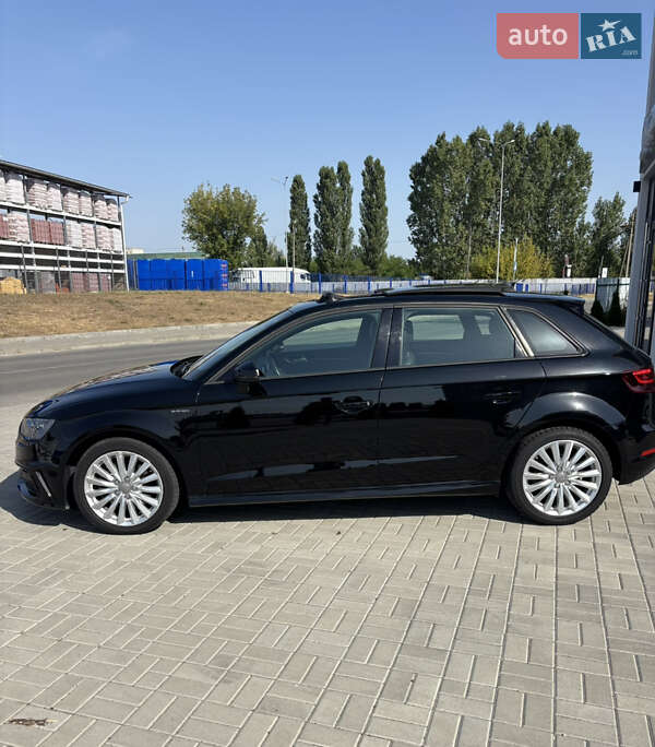 Хэтчбек Audi A3 2016 в Луцке фото 12 Хэтчбек Audi A3 2016 в Луцке