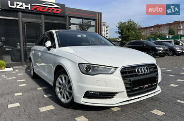 Седан Audi A3 2015 в 