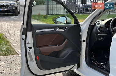 Седан Audi A3 2015 в 