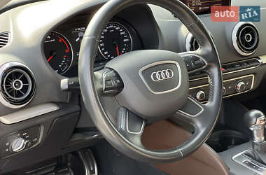 Седан Audi A3 2015 в 