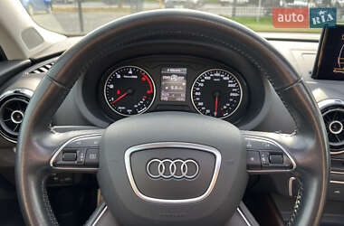 Седан Audi A3 2015 в 