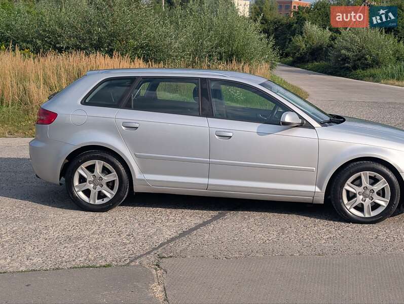 Хэтчбек Audi A3 2011 в Львове фото 9 Хэтчбек Audi A3 2011 в Львове
