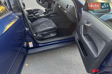 Хетчбек Audi A3 2011 в 