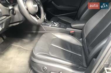 Седан Audi A3 2018 в 